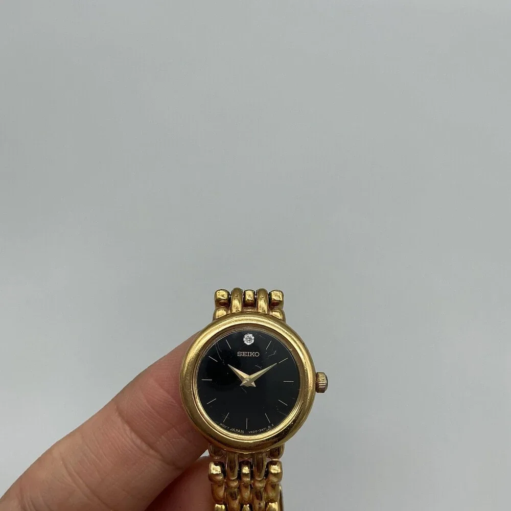 Vintage Seiko V400-0999 Womens Watch 20mm Black Dial Gold New Battery 6.75